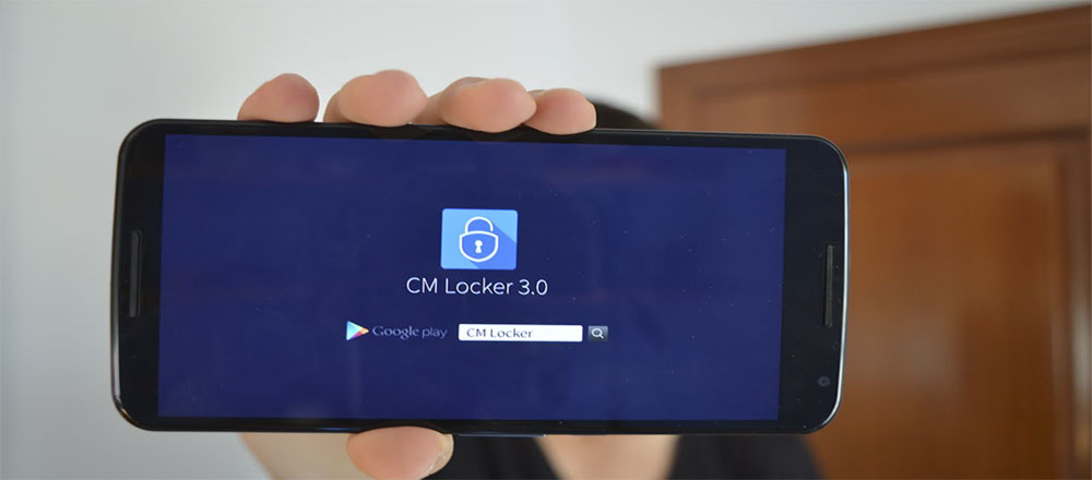 CM-Locke-Lock-Screen.jpg